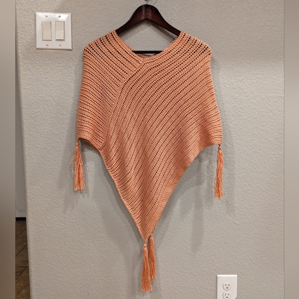 Elizabeth Gallet Peach Knitted Beachy Cape/Poncho